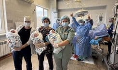 Рідкісне щастя: переселенка з Херсону  народила трійню хлопчиків