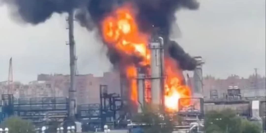 Сили оборони вдруге уразили Московський нафтопереробний завод
