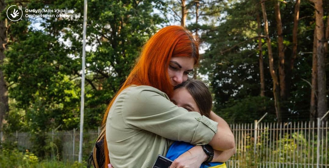 Три роки очікування: жінка, що пережила полон нарешті зустрілась з донькою, що перебувала в окупації