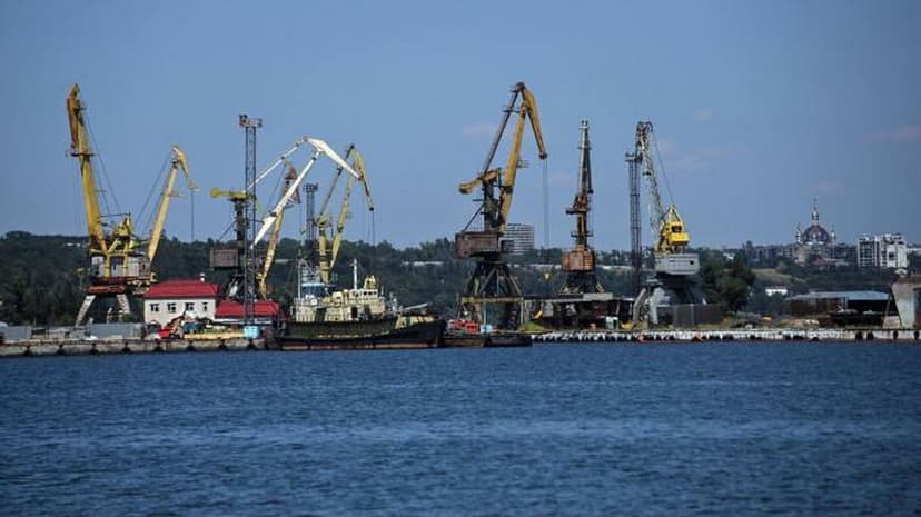 Окупанти вивезли через маріупольський порт понад 36 тисяч тонн зерна