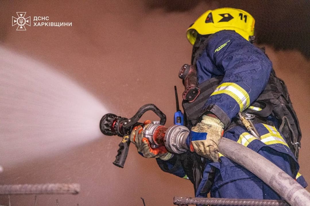 Під ударом російських ракет та дронів знову опиналась залізниця та підприємства