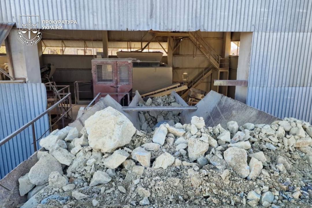   Мешканець Закарпаття незаконно збагачувався на унікальному цеолітовому родовищі: сума збитків 11 мільйонів