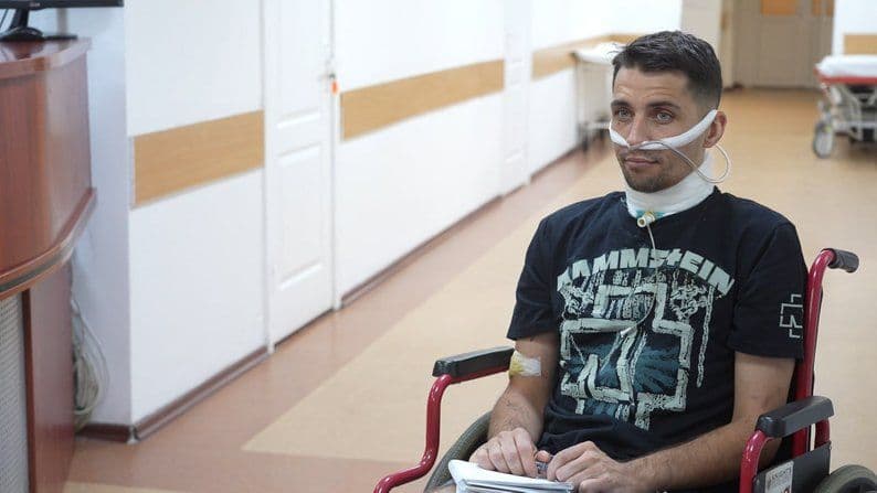 «Перерізали горло та скинули в яму»: неймовірна історія порятунку українського воїна